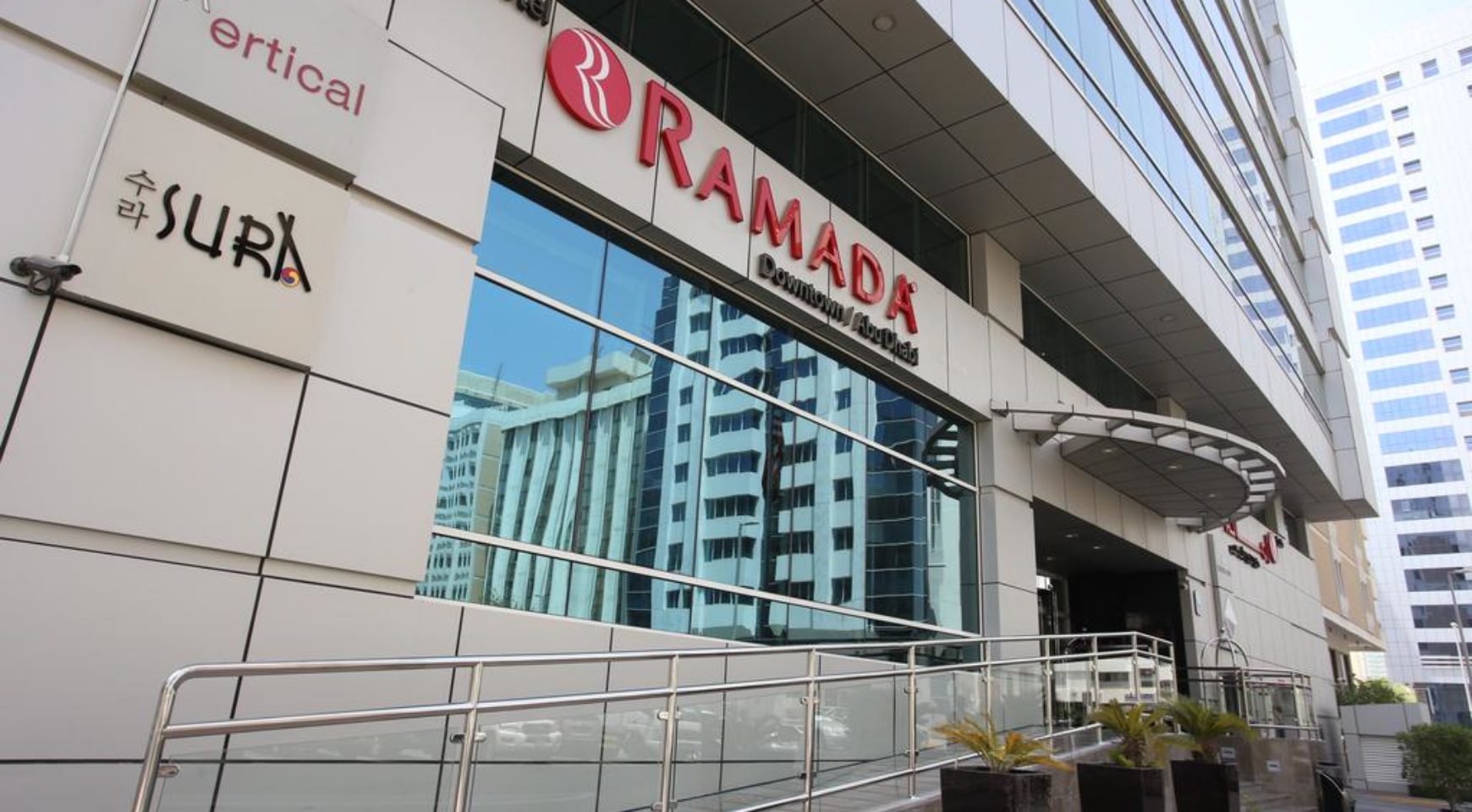 ramada hotel abu dhabi tourist club area